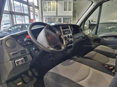 Iveco Daily Telaio 29L12 2.3 Hpi PC Cabinato (9)
