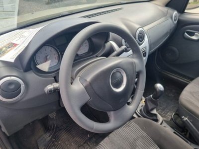 Dacia Sandero 1.5 dCi 85CV Lauréate (12)