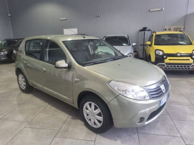Dacia Sandero 1.5 dCi 85CV Lauréate (3)