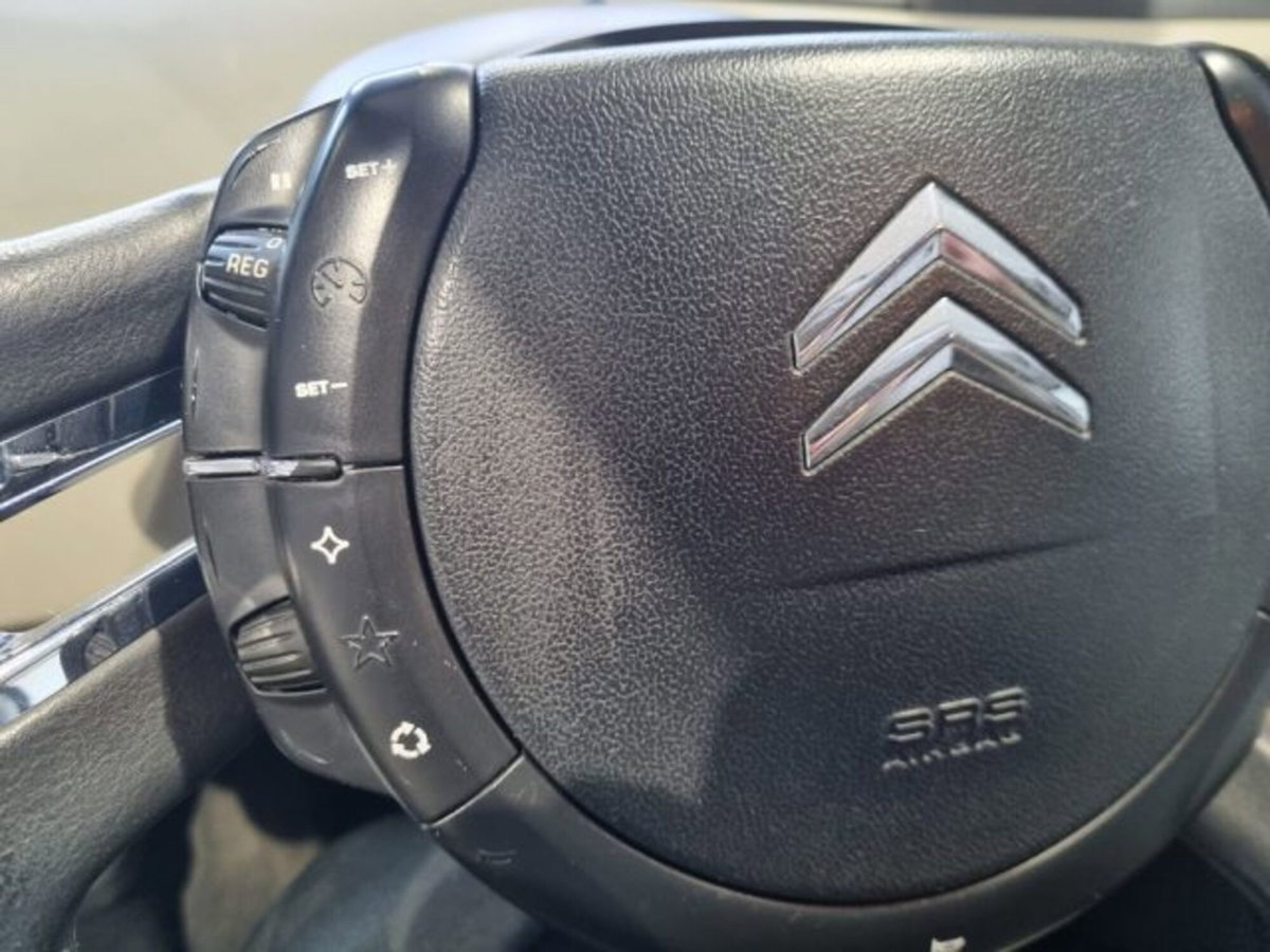 Citroen C4 Picasso 1.6 HDi 110 FAP Elegance (9)
