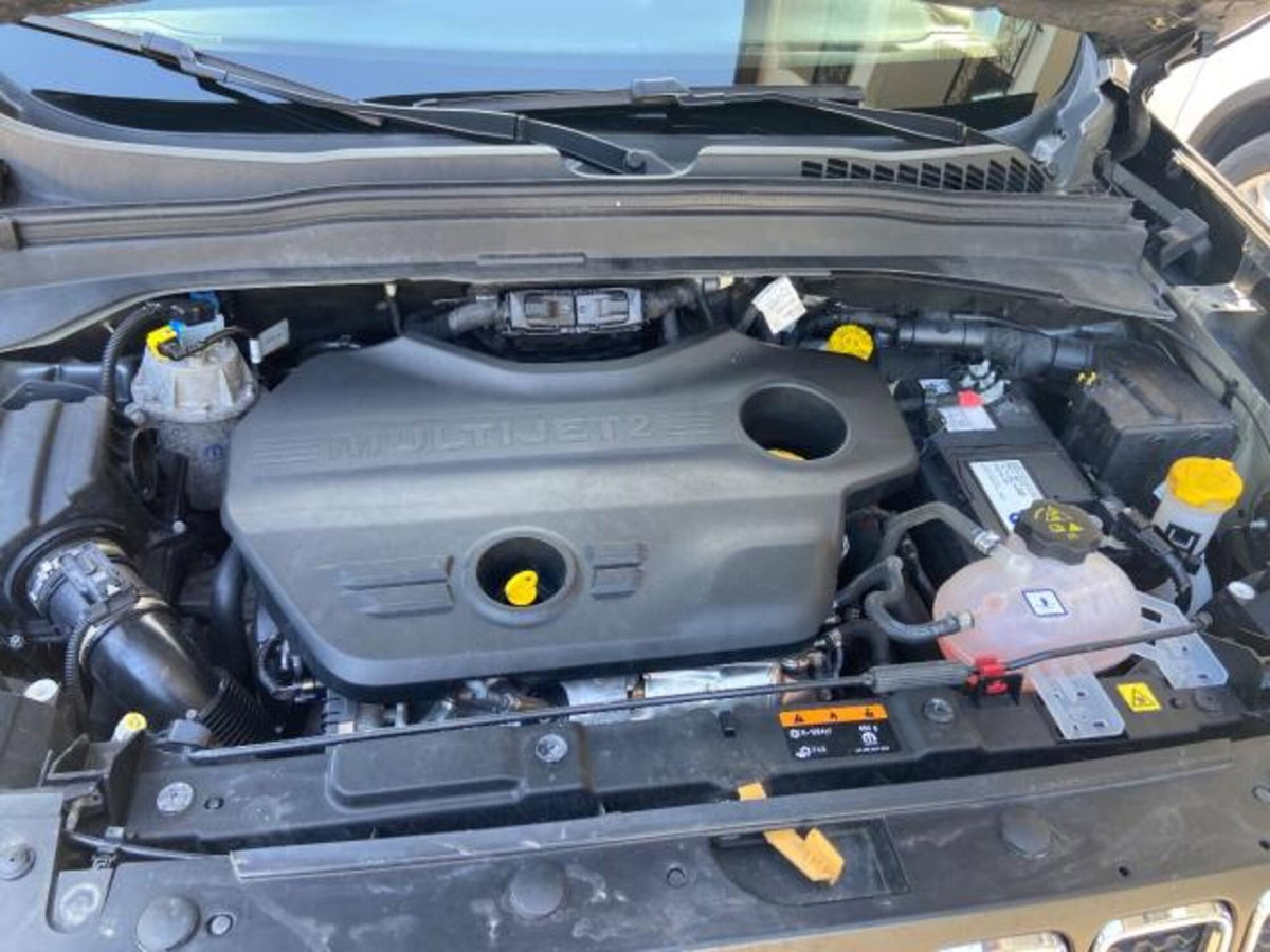 Jeep Renegade 1.6 Mjt 120 CV Longitude (6)