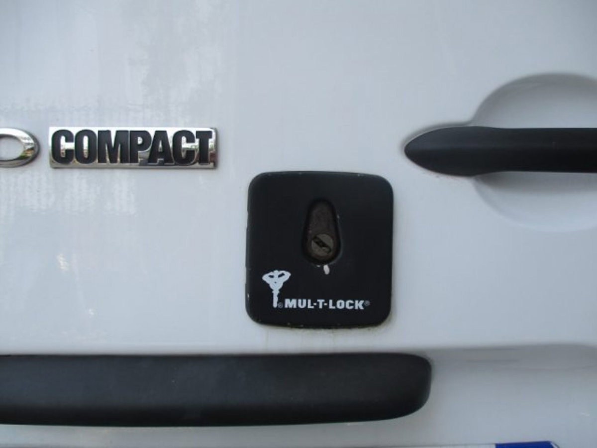 Renault Kangoo 1.5 dCi 75CV F.AP. S&S 3p. Express Compact Energy (12)