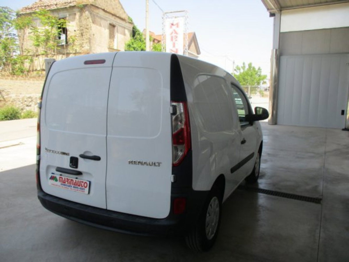 Renault Kangoo 1.5 dCi 75CV F.AP. S&S 3p. Express Compact Energy (9)