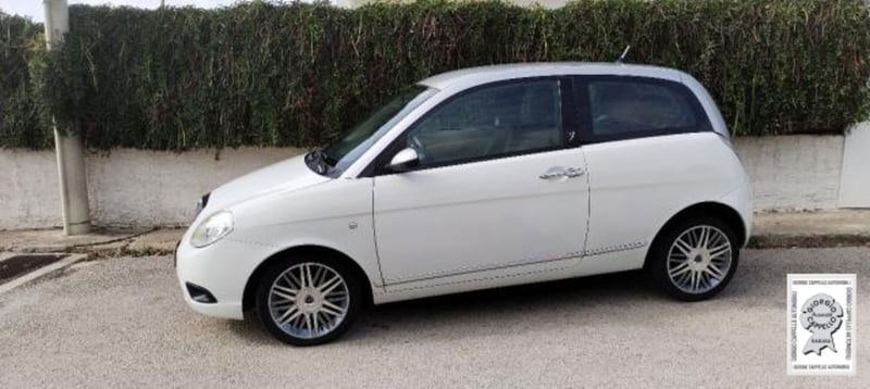 Lancia Ypsilon 1.2 Modamilano