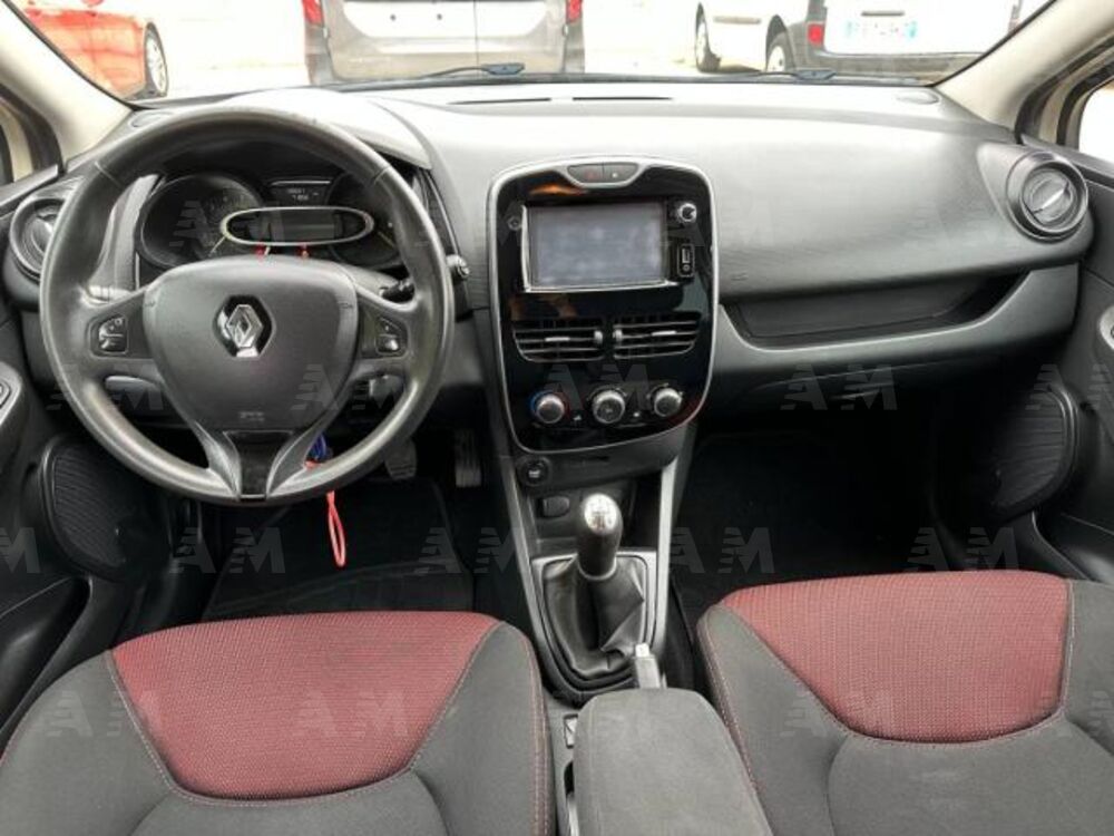 Renault Clio Sporter 1.5 dCi 8V 75CV Wave (13)