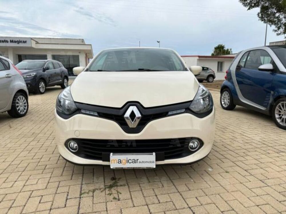 Renault Clio Sporter 1.5 dCi 8V 75CV Wave (2)