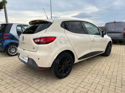 Renault Clio Sporter 1.5 dCi 8V 75CV Wave (4)