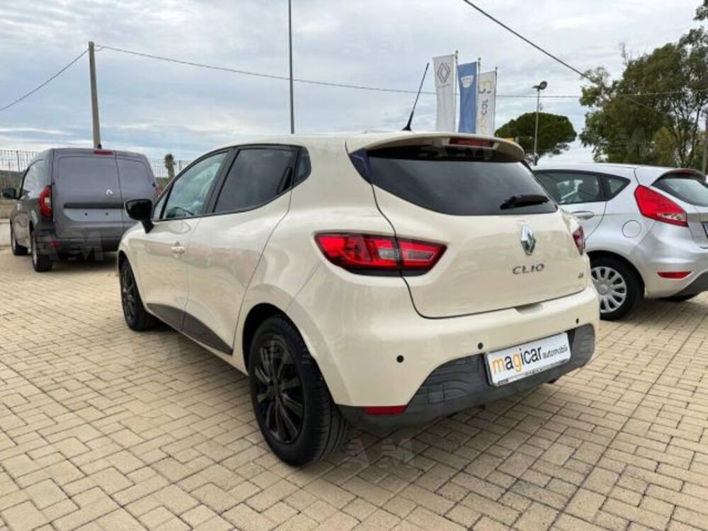 Renault Clio Sporter 1.5 dCi 8V 75CV Wave (6)