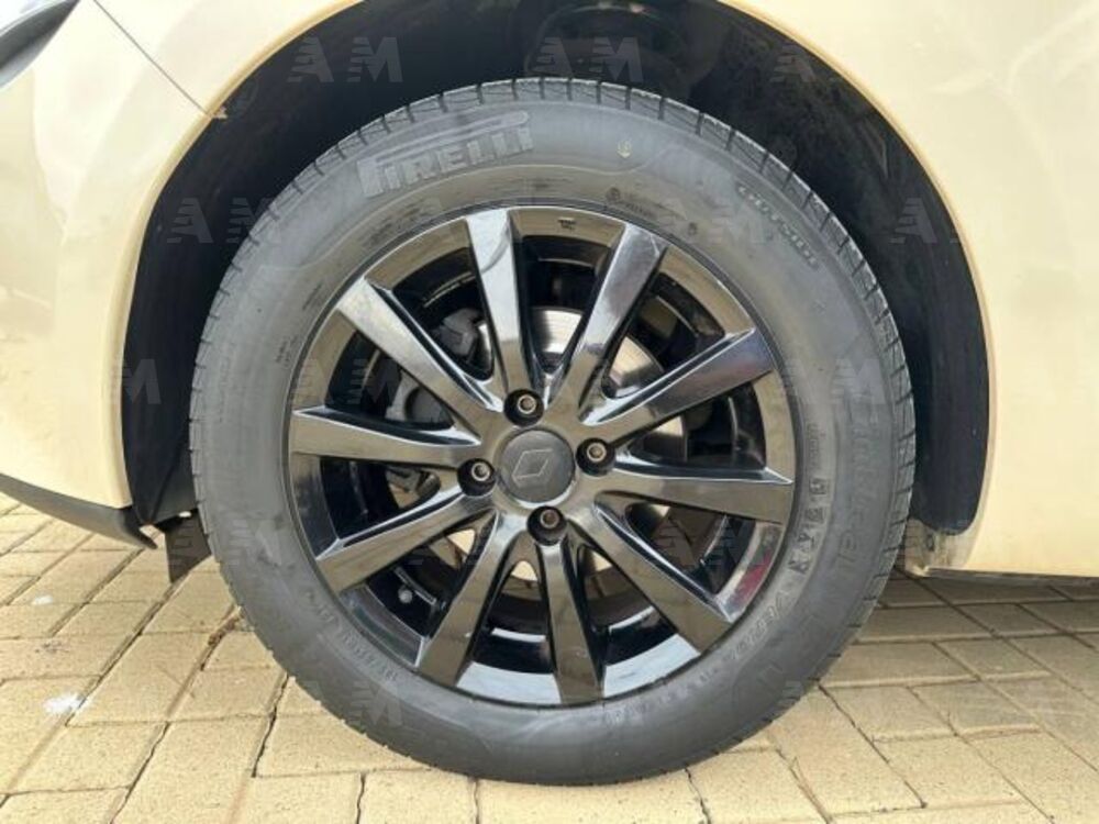 Renault Clio Sporter 1.5 dCi 8V 75CV Wave (7)
