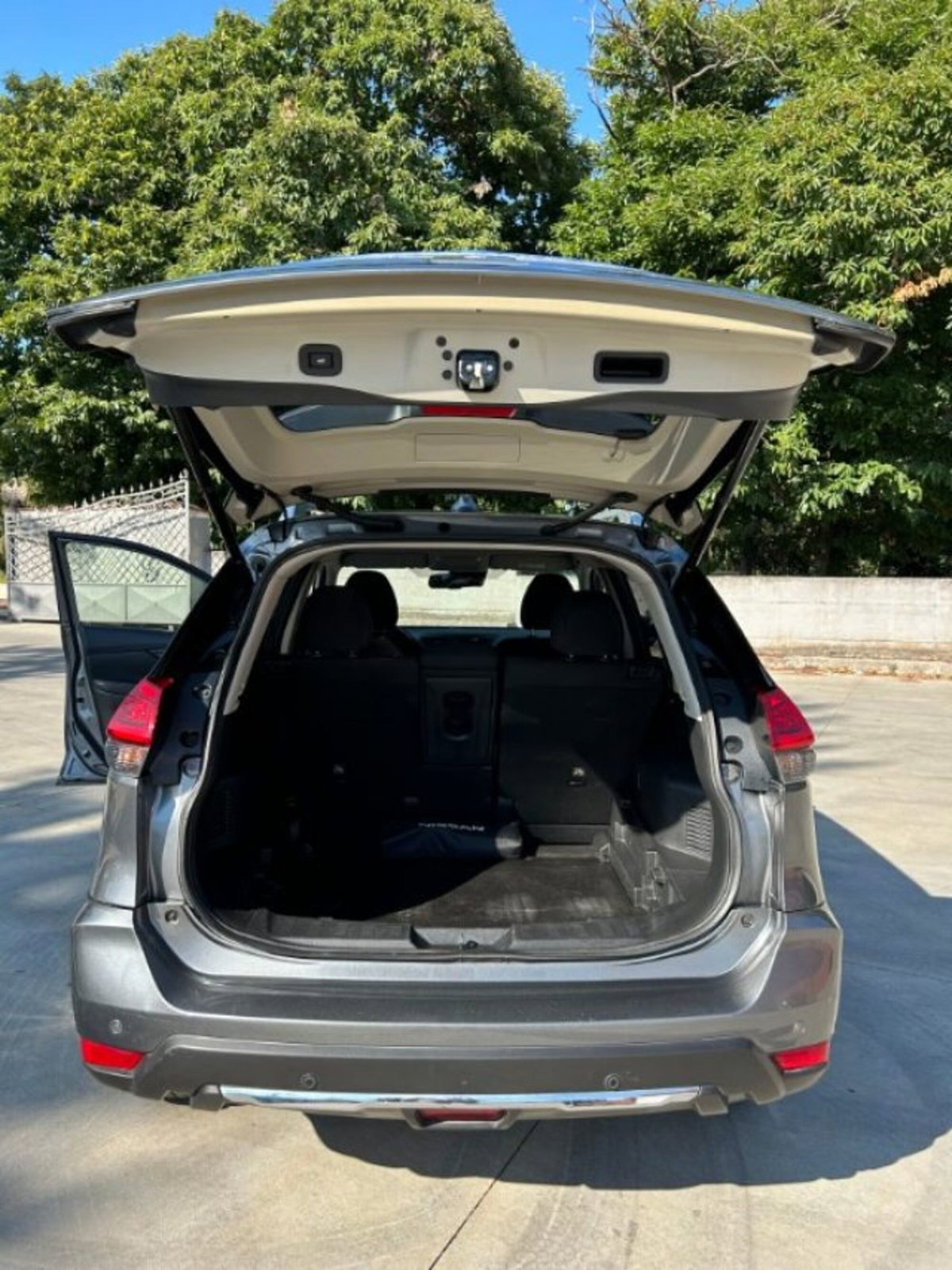 Nissan X-Trail 2.0 dCi 4WD N-Connecta (10)