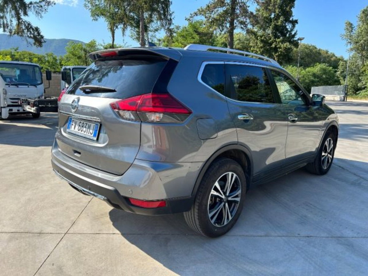 Nissan X-Trail 2.0 dCi 4WD N-Connecta (6)
