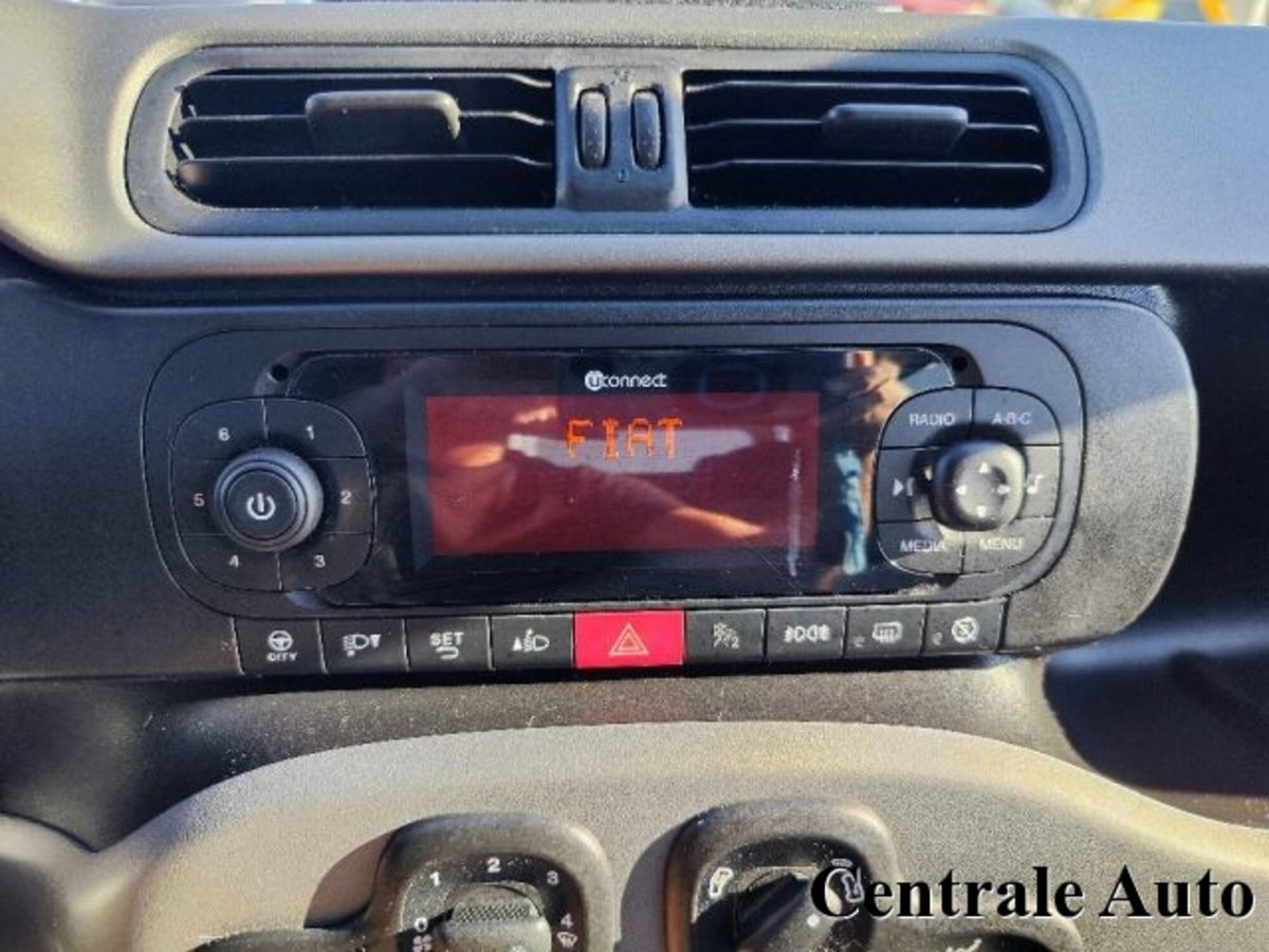 Fiat Panda 1.3 MJT 95 CV S&S Lounge (12)