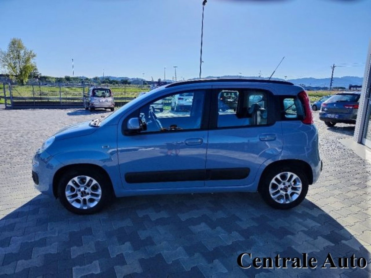 Fiat Panda 1.3 MJT 95 CV S&S Lounge (18)