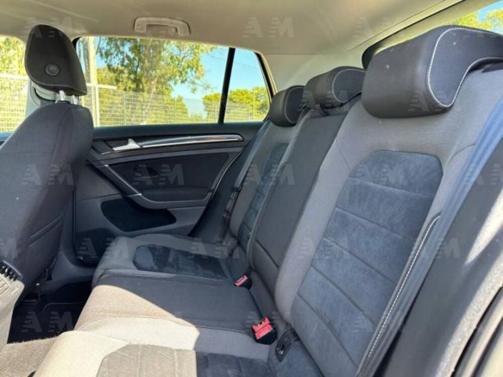 Volkswagen Golf 1.6 TDI 5p. Highline BlueMotion Technology (10)
