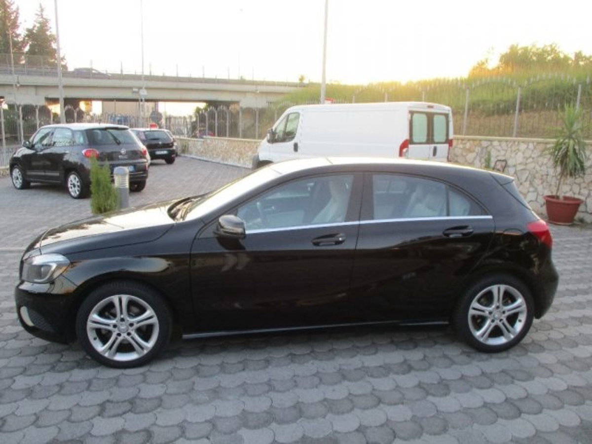 Mercedes-Benz Classe A 180 CDI Sport (2)