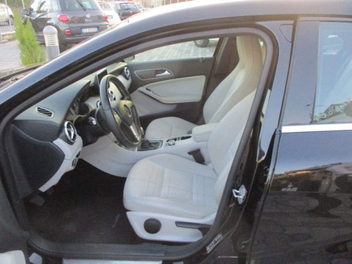 Mercedes-Benz Classe A 180 CDI Sport (3)