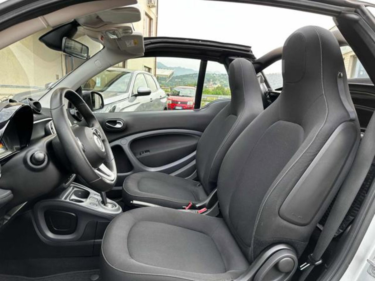 smart Fortwo Cabrio 70 1.0 twinamic cabrio Passion (19)
