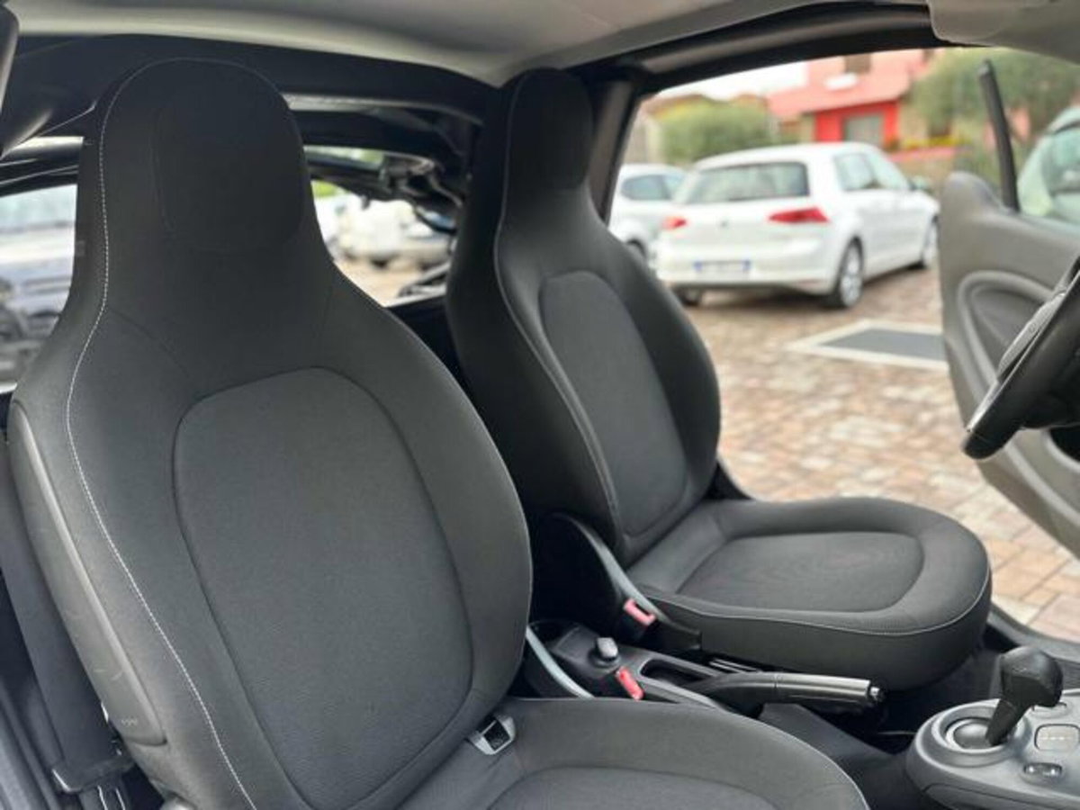 smart Fortwo Cabrio 70 1.0 twinamic cabrio Passion (9)