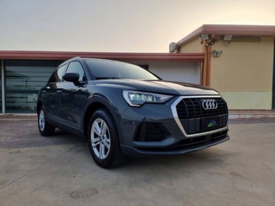 Audi Q3 35 2.0 tdi Business s-tronic usata