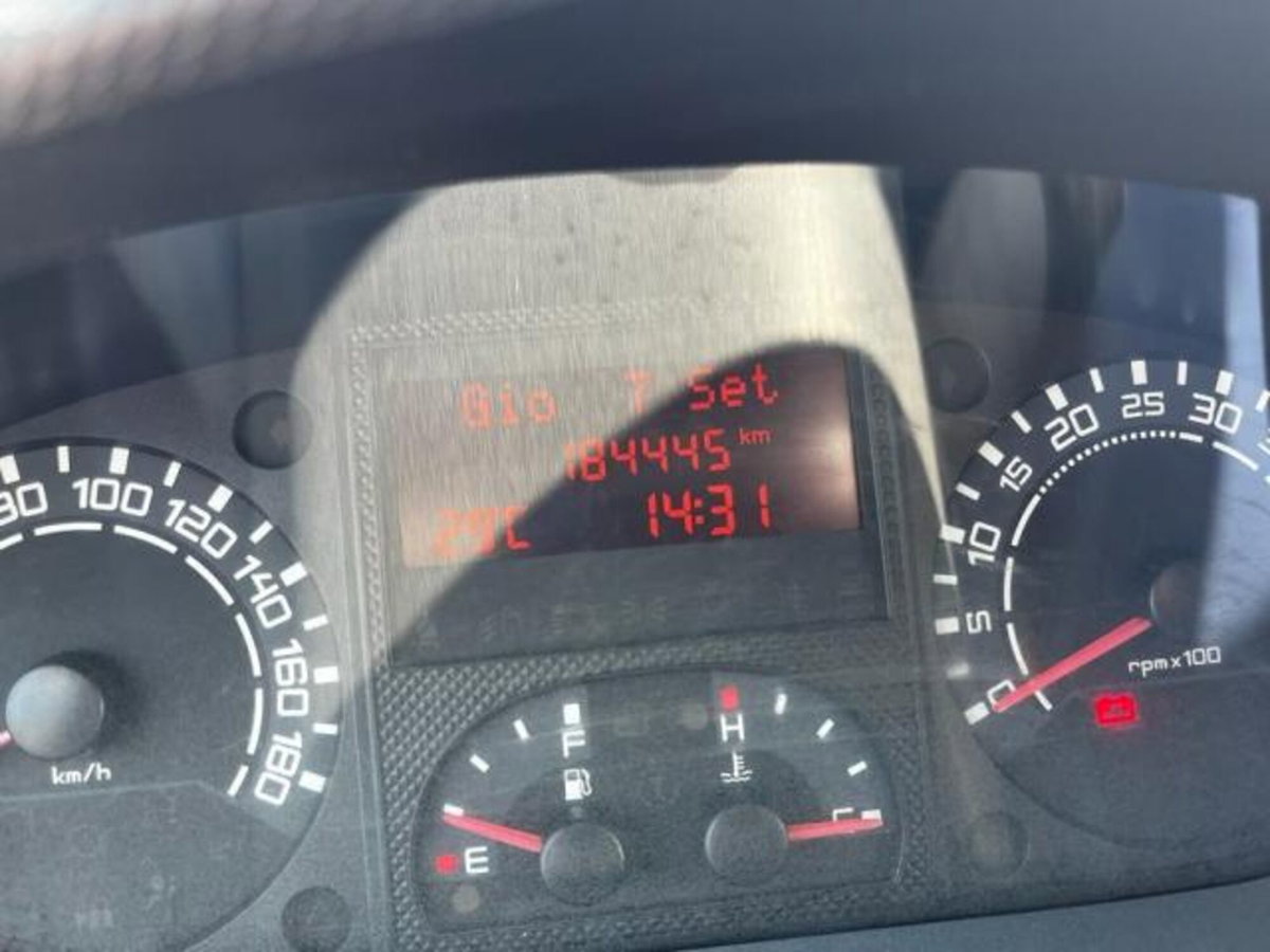 Iveco Daily Furgone 29L15C 2.3 HPT PC-SL-TM Combi (9)