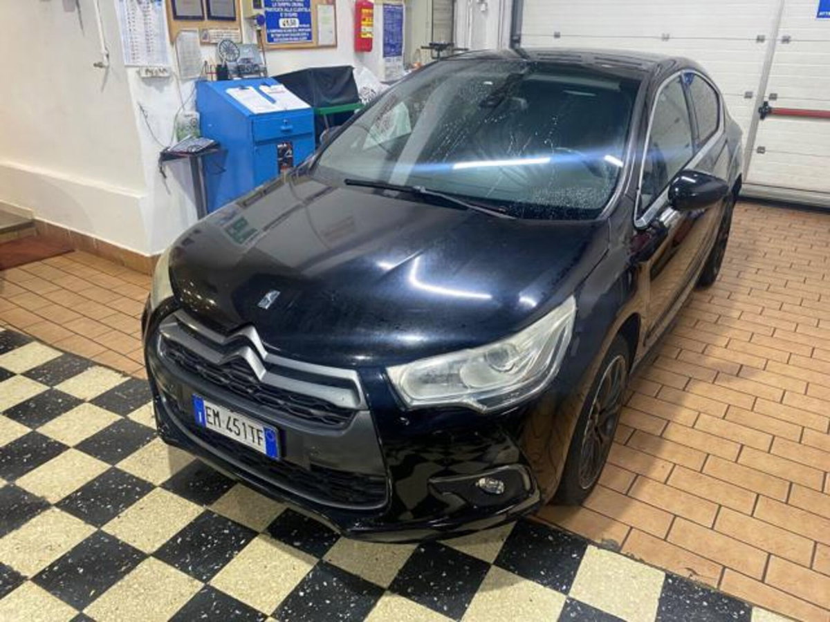 Ds DS 4 DS 4 1.6 e-HDi 110 airdream CMP6 Chic (2)
