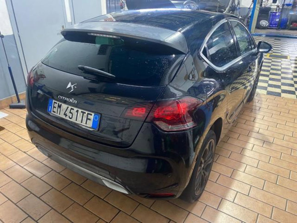 Ds DS 4 DS 4 1.6 e-HDi 110 airdream CMP6 Chic (3)