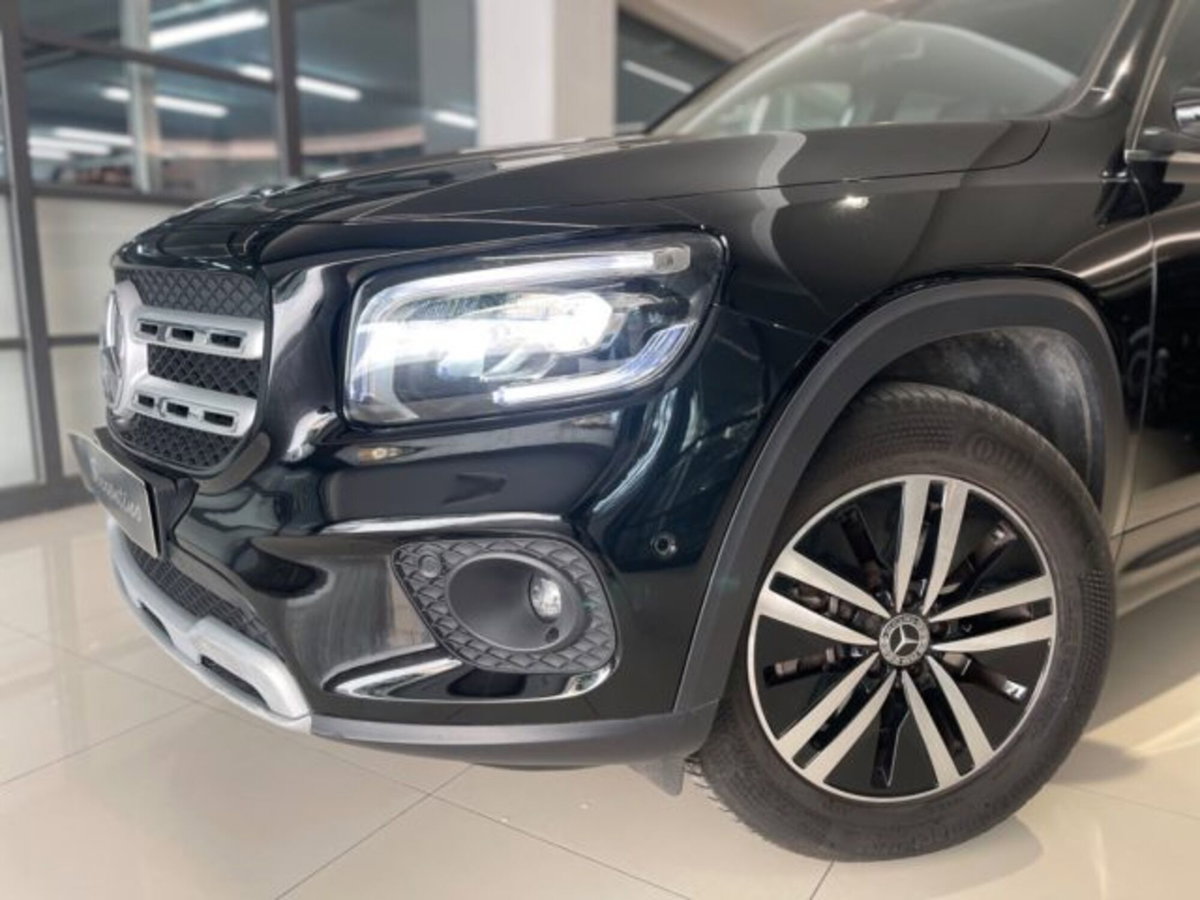 Mercedes-Benz GLB 200 d Automatic Business (12)