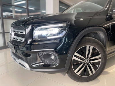 Mercedes-Benz GLB 200 d Automatic Business (12)