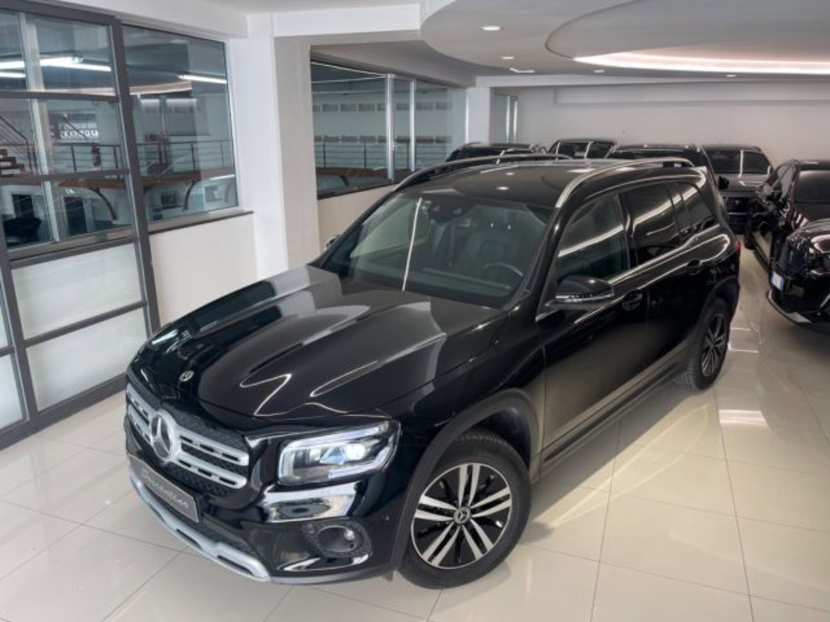 Mercedes-Benz GLB 200 d Automatic Business (2)