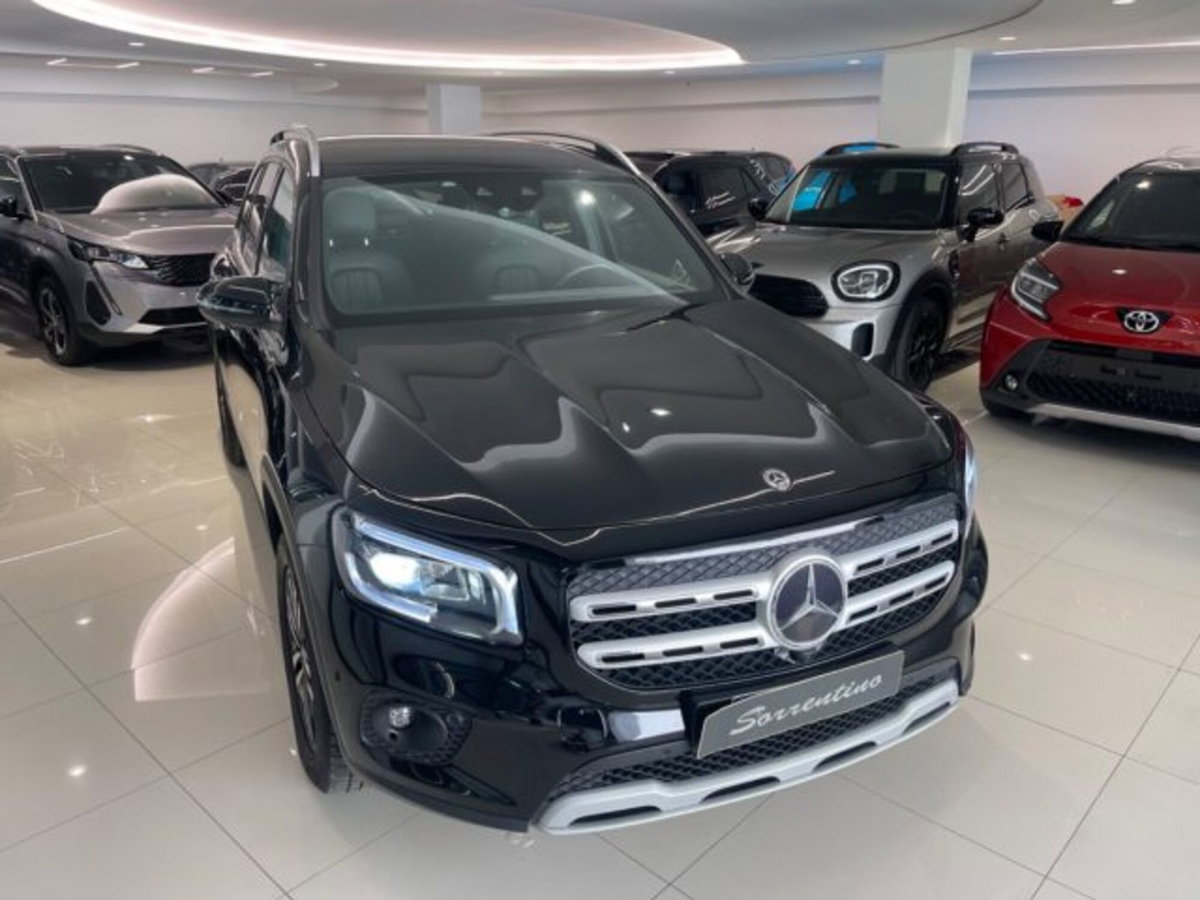 Mercedes-Benz GLB 200 d Automatic Business (5)