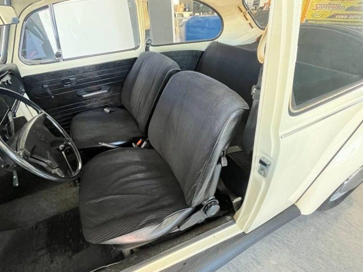 Volkswagen Maggiolino 1.2 TSI Design (7)