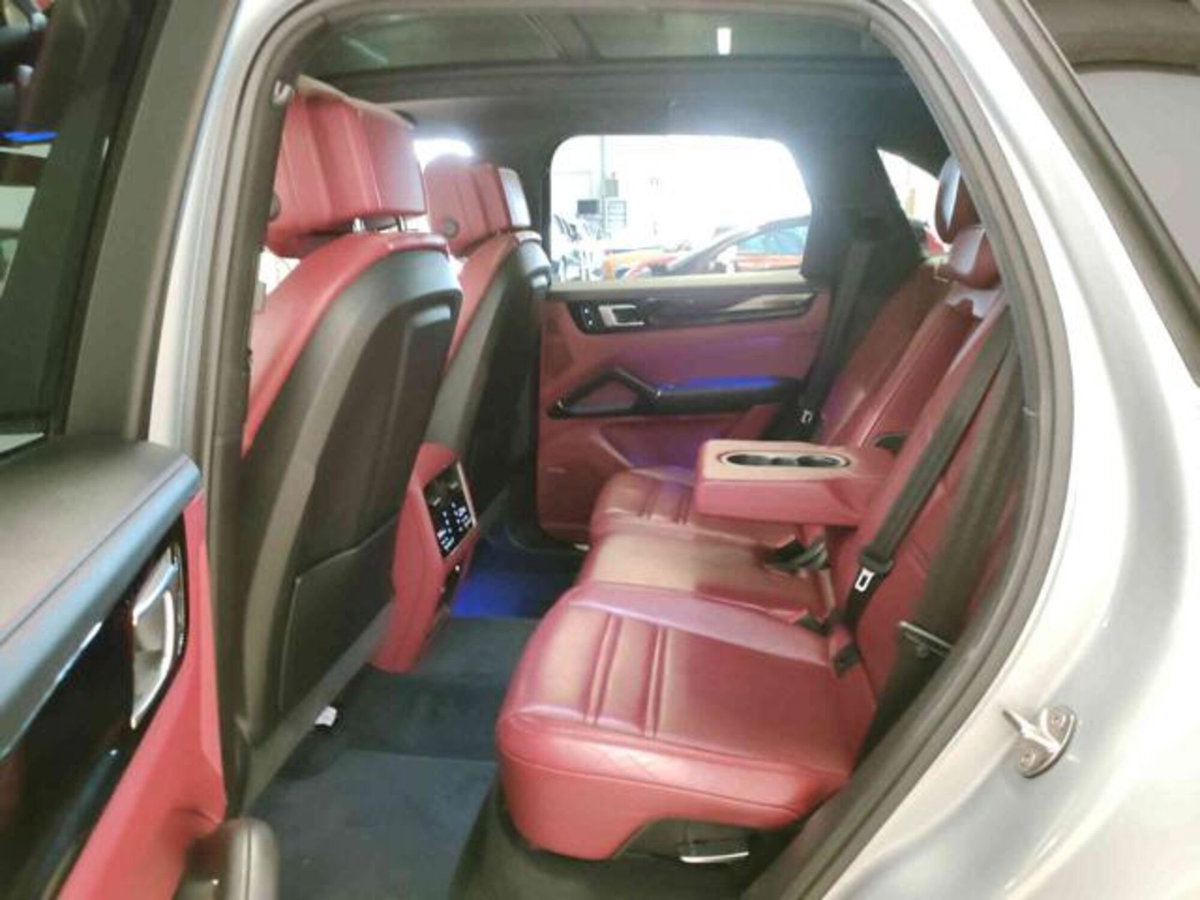 Porsche Cayenne 3.0 V6 (11)