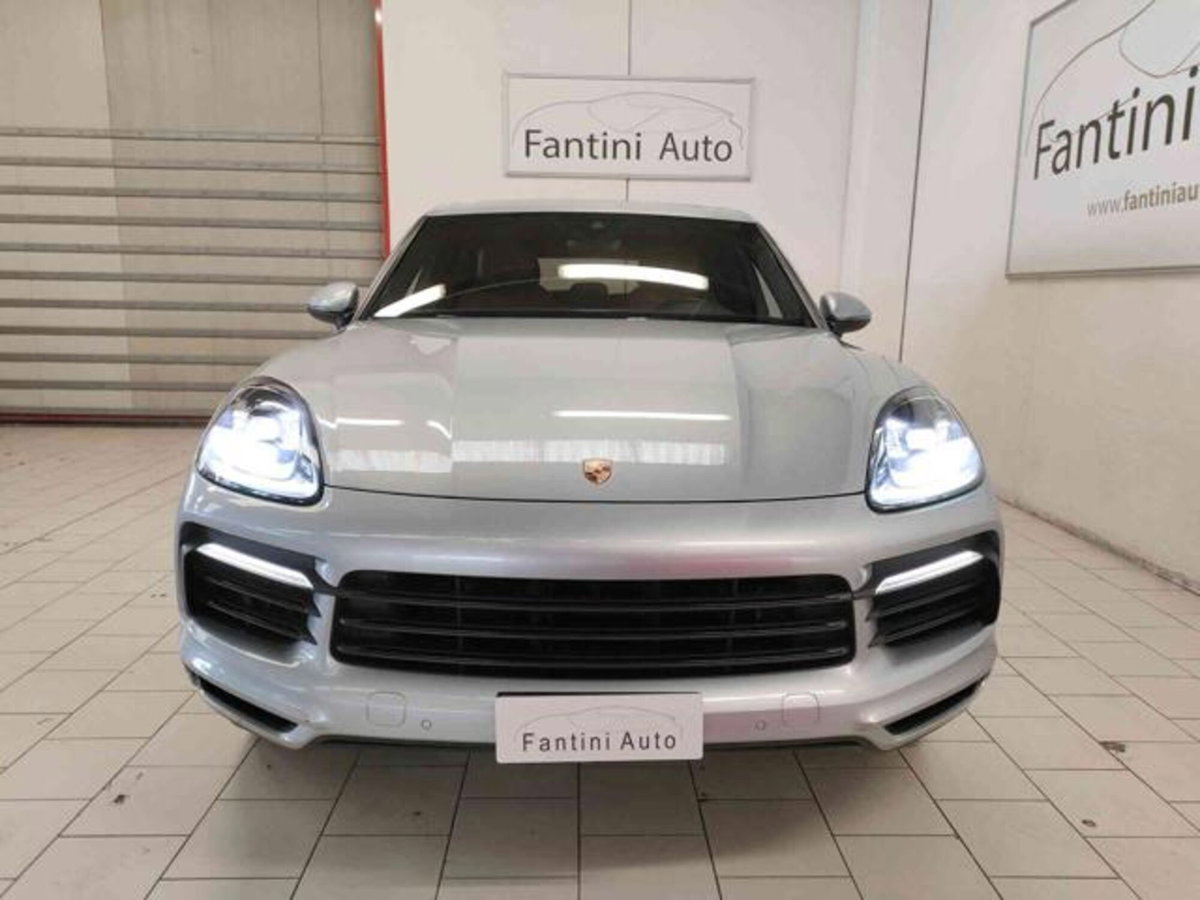 Porsche Cayenne 3.0 V6 (2)
