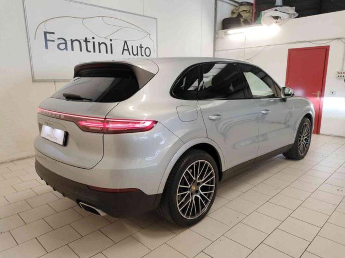 Porsche Cayenne 3.0 V6 (3)