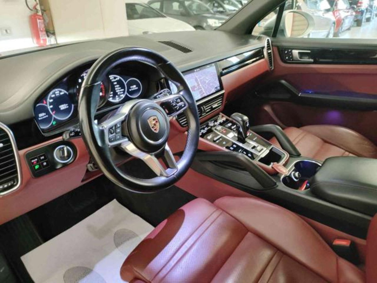 Porsche Cayenne 3.0 V6 (4)