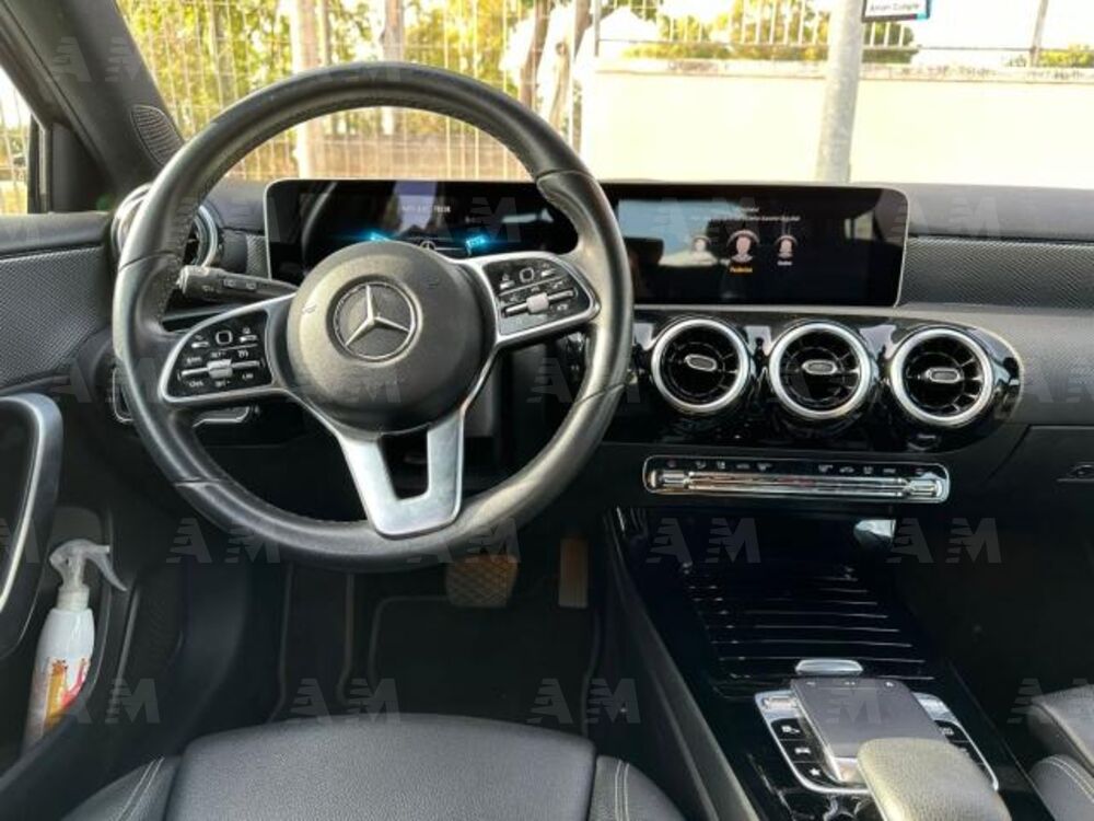 Mercedes-Benz Classe A 180 d Sport (10)
