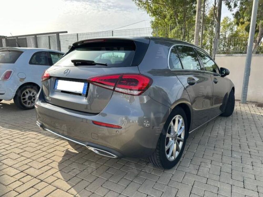 Mercedes-Benz Classe A 180 d Sport (3)