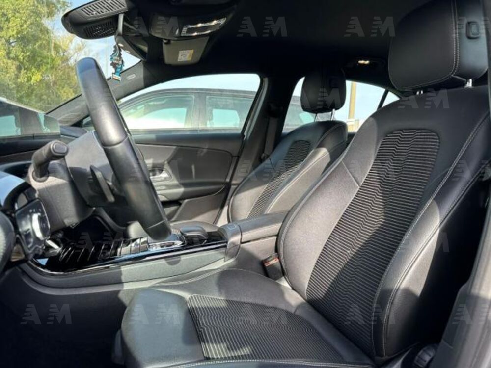 Mercedes-Benz Classe A 180 d Sport (7)