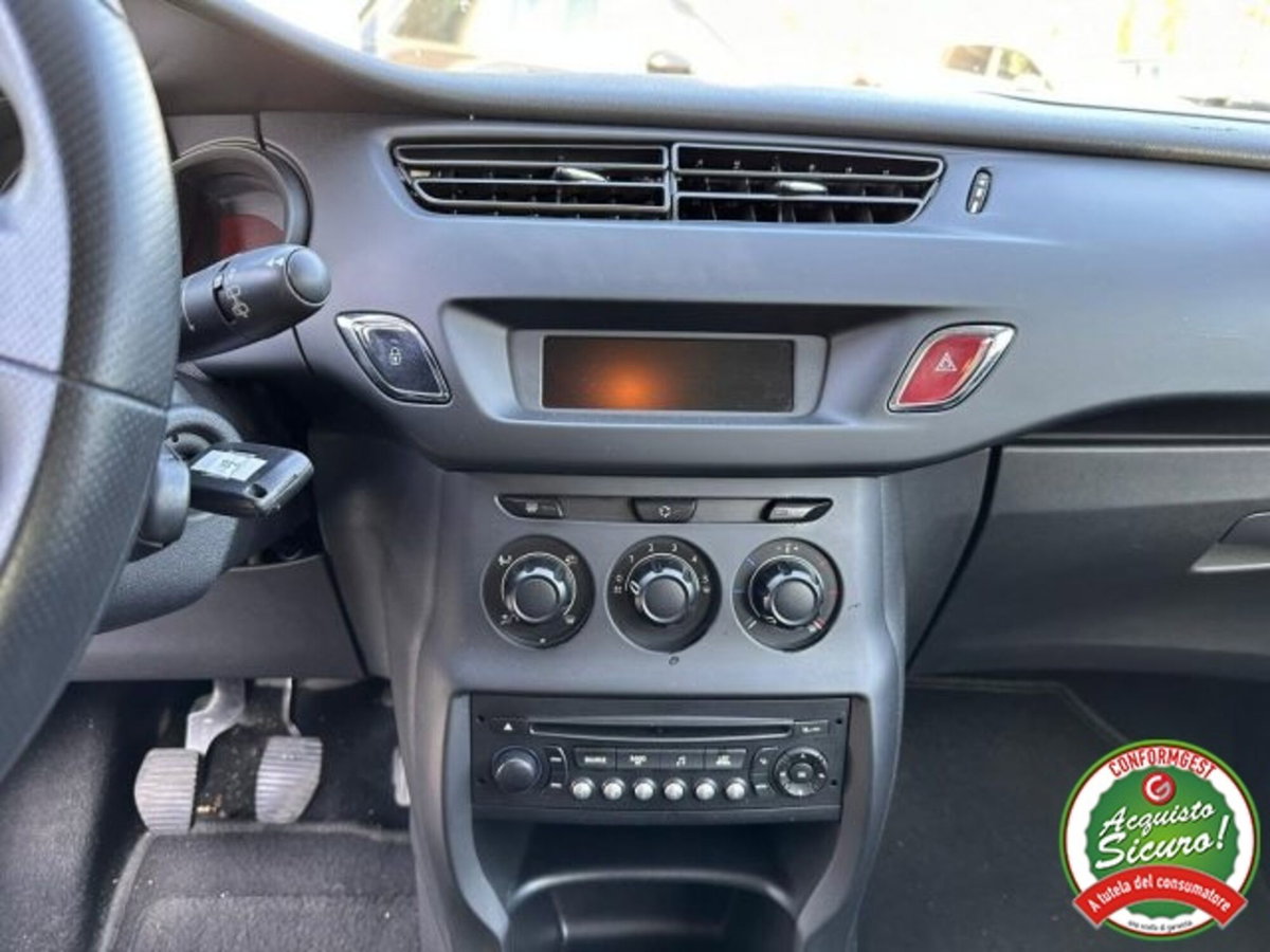 Citroen C3 1.0 VTi 68 Exclusive (13)