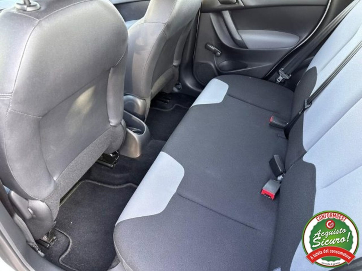 Citroen C3 1.0 VTi 68 Exclusive (14)
