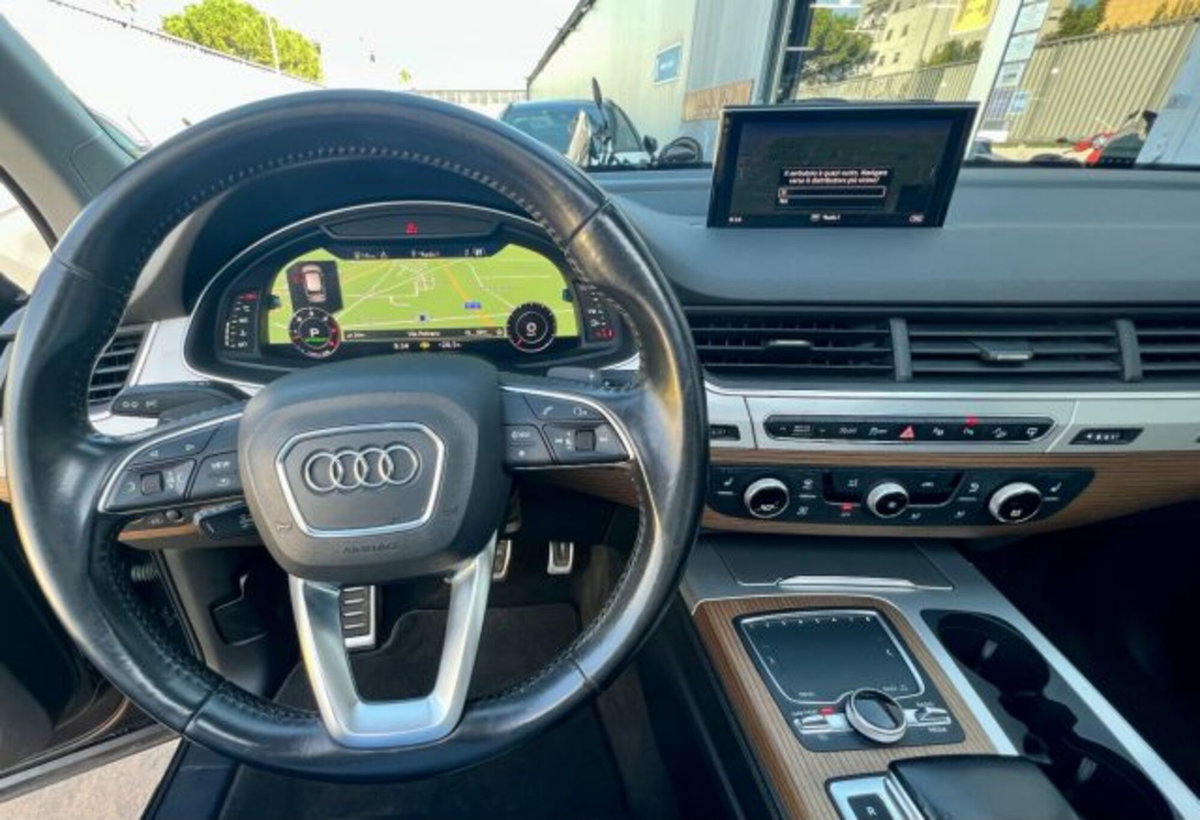 Audi Q7 3.0 TDI 272 CV quattro tiptronic Business Plus (12)