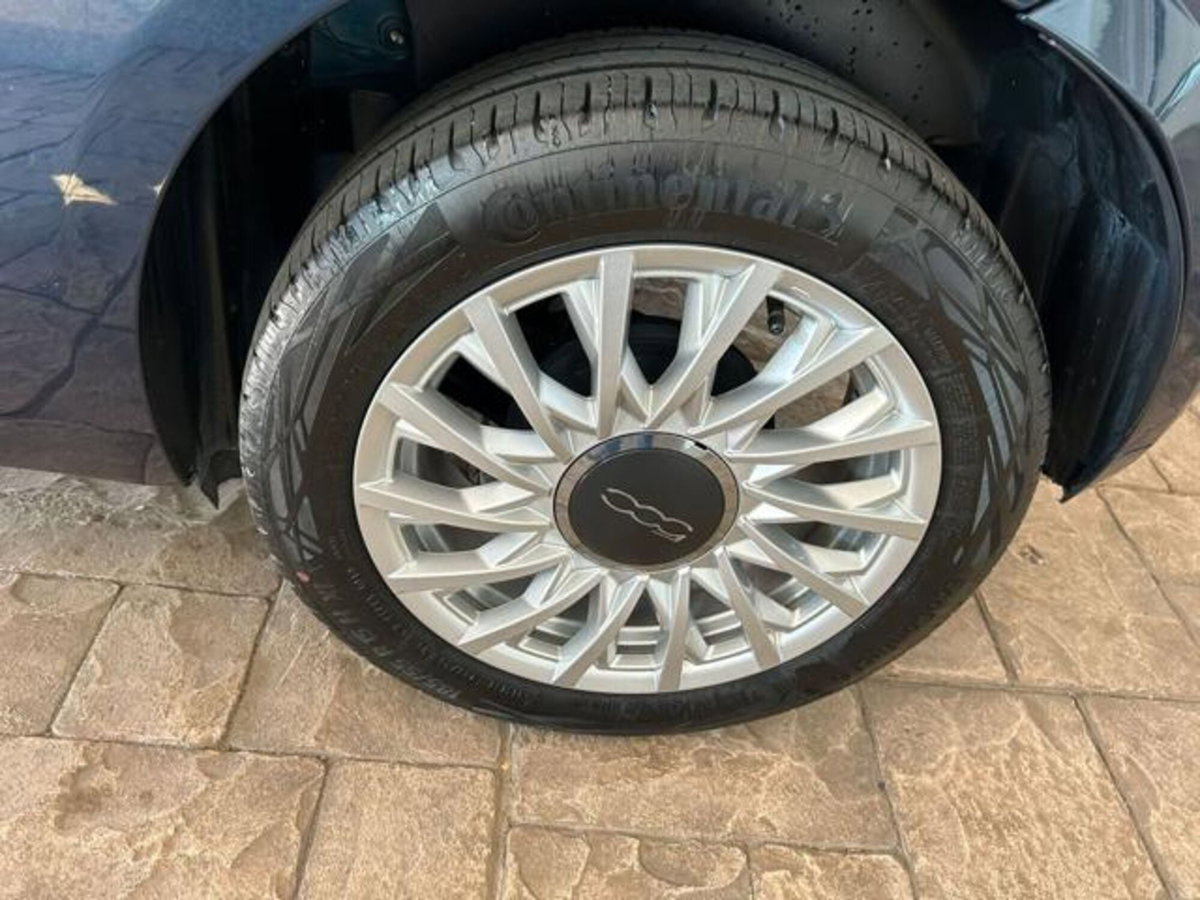 Fiat 500 1.0 Hybrid Lounge (9)