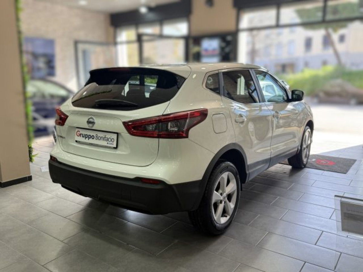 Nissan Qashqai 1.6 dCi 2WD Business (4)