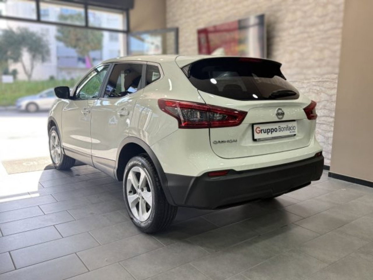 Nissan Qashqai 1.6 dCi 2WD Business (6)
