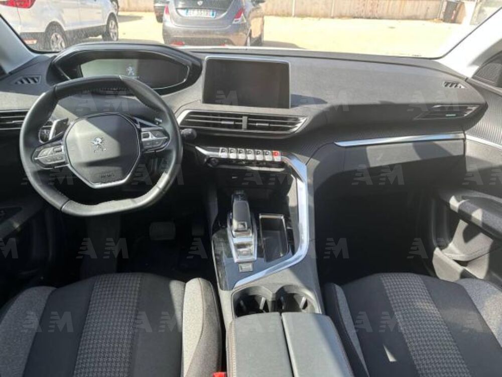 Peugeot 3008 BlueHDi 130 S&S EAT8 Business (12)
