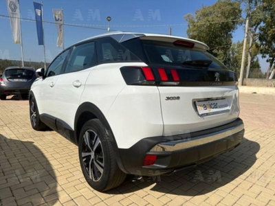 Peugeot 3008 BlueHDi 130 S&S EAT8 Business (7)