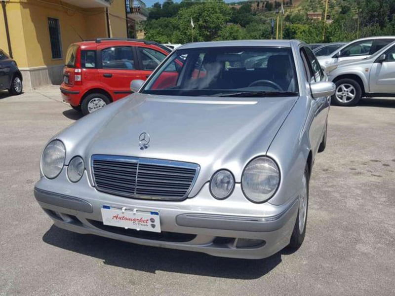 Mercedes-Benz Classe E 270 CDI cat Elegance Comand