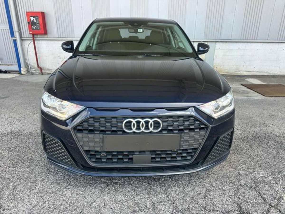Audi A1 Sportback Sportback 25 1.0 tfsi Business