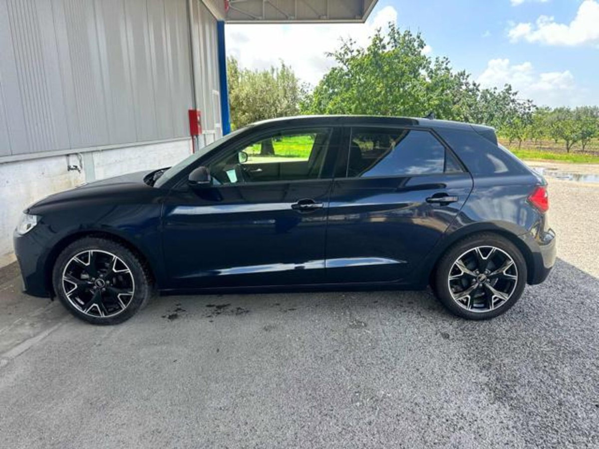 Audi A1 Sportback Sportback 25 1.0 tfsi Business (5)