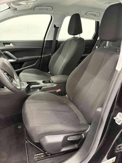 Peugeot 308 BlueHDi 130 S&S Business (11)